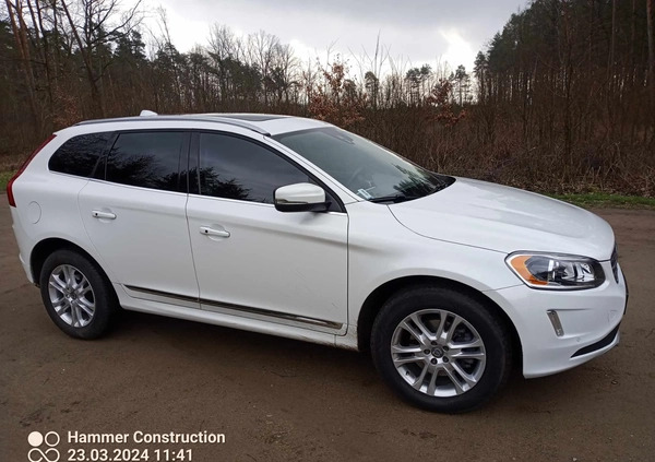 Volvo XC 60 cena 73900 przebieg: 55100, rok produkcji 2016 z Płock małe 352